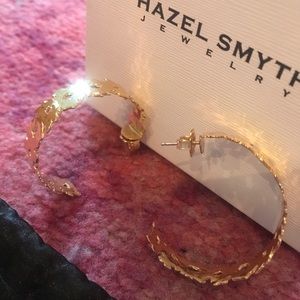 BNWT! Hazel Smyth Gold Klecks Hoop Earrings